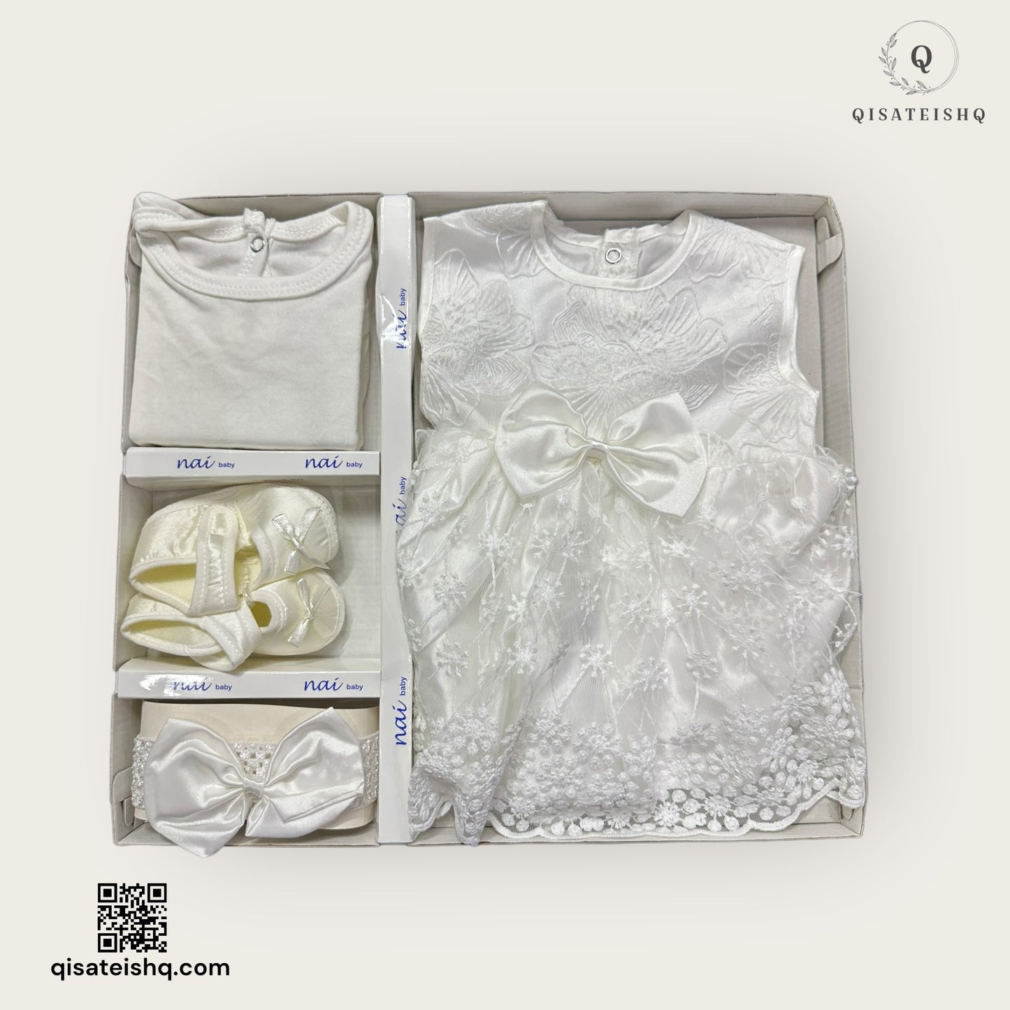 طقم فستان للأطفال حديثي الولادة بتصميم فاخر باللون الأبيض